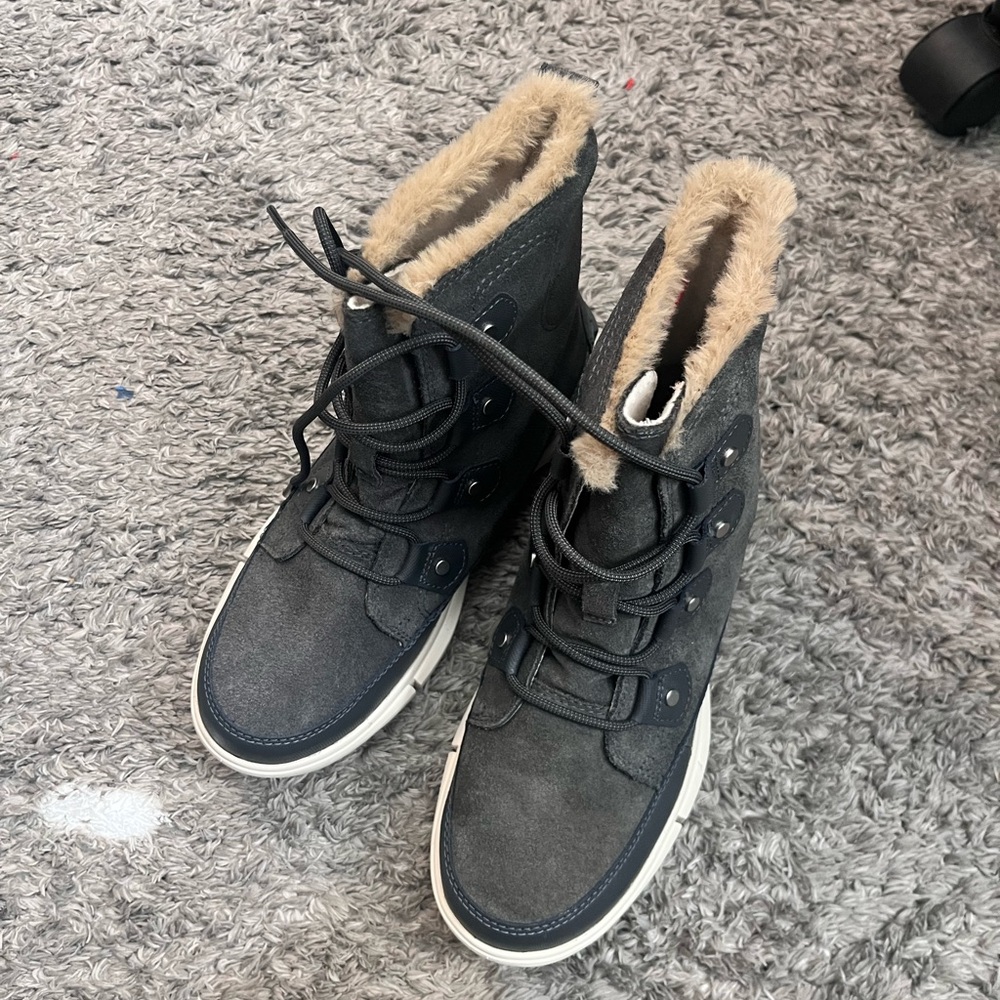 Sorel Women's Charcoal Fur-Trimmed Boots